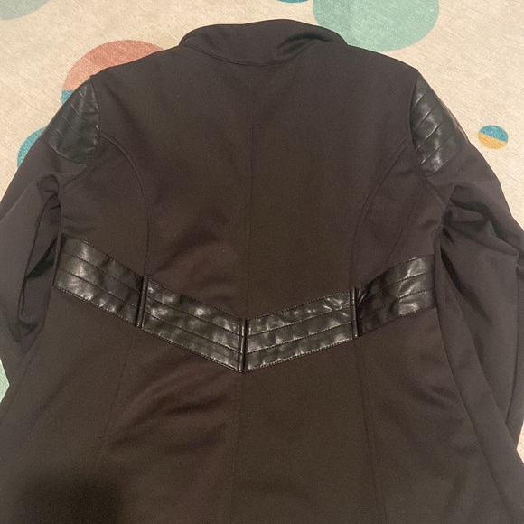 Fabletics jacket - Picture 2 of 2